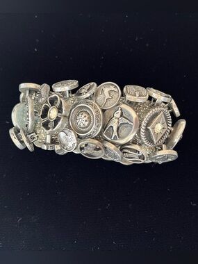 Vintage Mid-Century Mixed Silver-Tone Metal Button Stretch Statement Bracelet